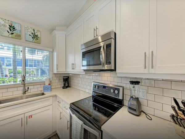 Anna Maria Island Vacation Rentals - Florida Gulf Coast Beach Homes with Pool